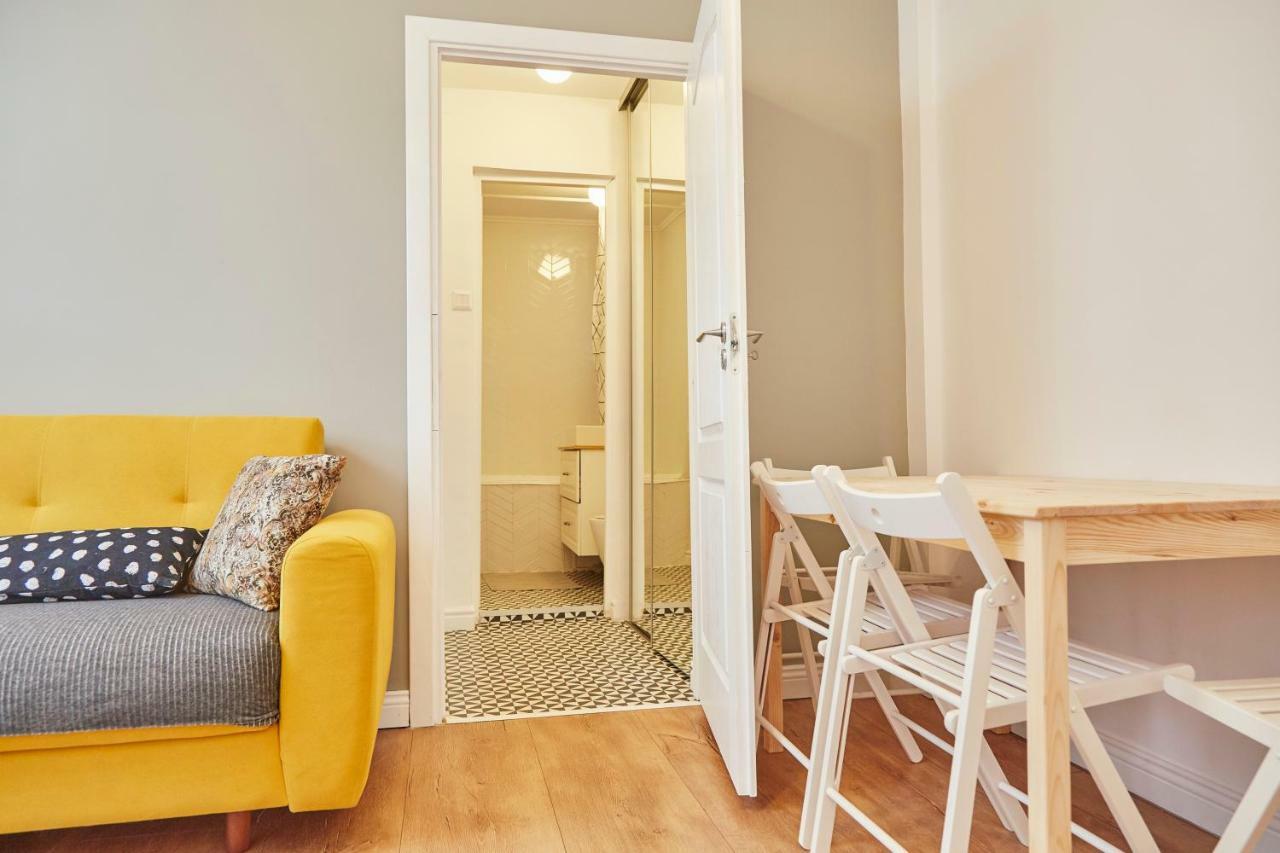 Lola'S Apartament Close To City Center Bukarest Kültér fotó